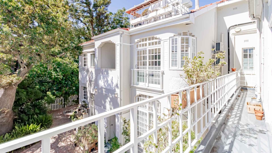 To Let 1 Bedroom Property for Rent in Oranjezicht Western Cape